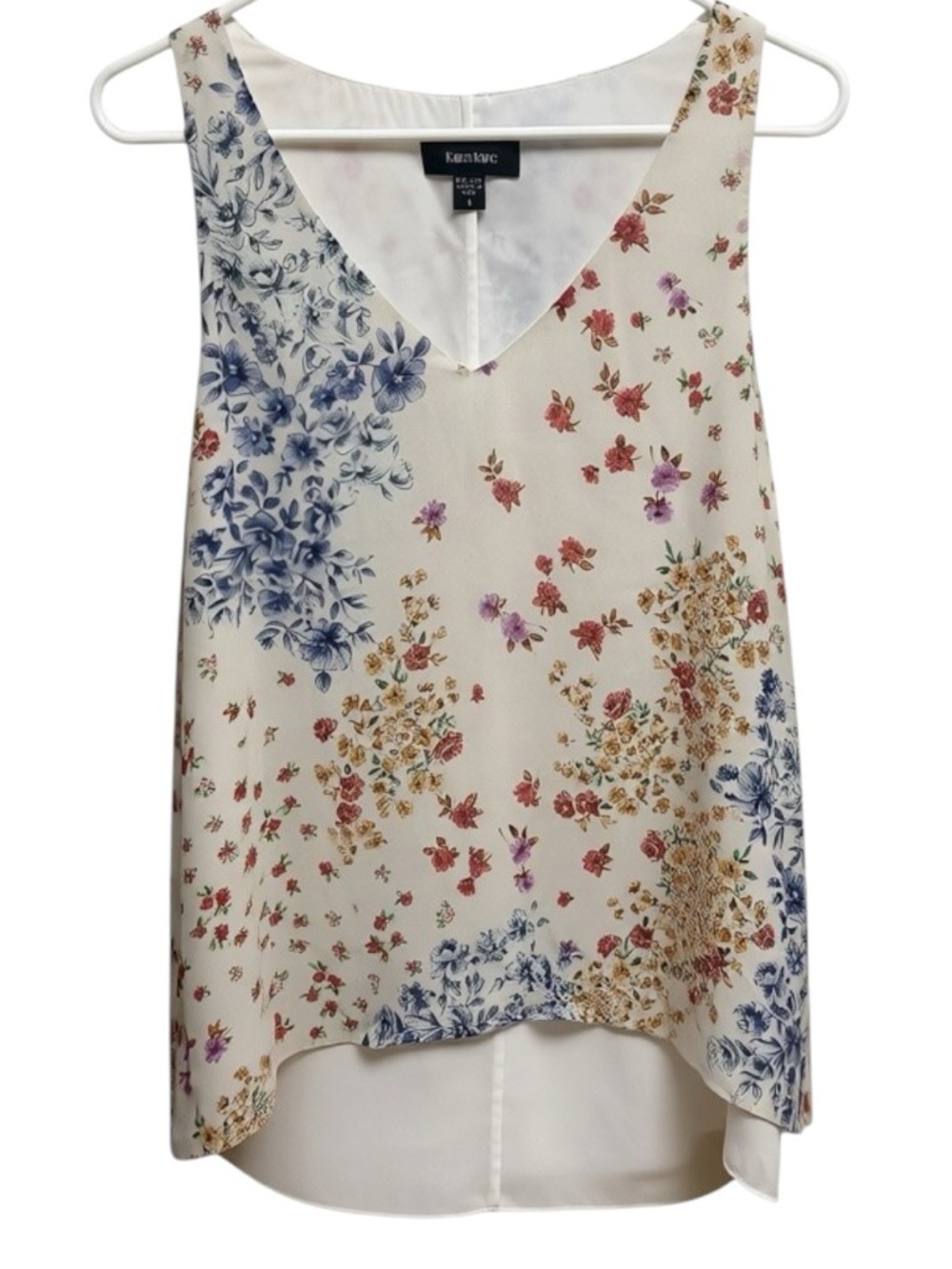 Karen Kane Printed Split Back Top. Women’s size Small. NWT